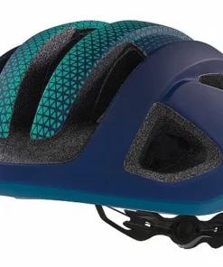 Oakley ARO3 Helmet
